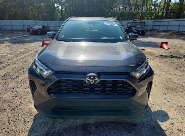 2T3P1RFV3NW293088 2022 TOYOTA RAV4 Серый Вид спереди