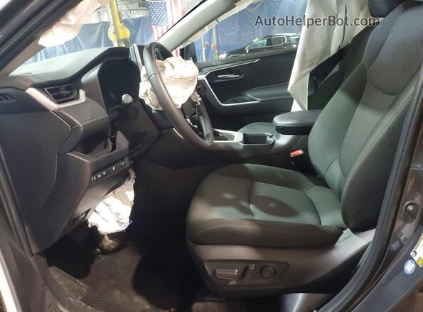 2T3P1RFV3PW396871 2023 TOYOTA RAV4 Gray Front interior view