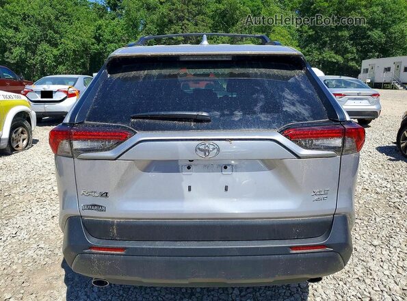 2T3P1RFV3RC480483 2024 TOYOTA RAV4 Silver Vista trasera