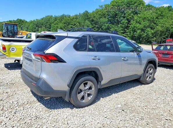 2T3P1RFV3RC480483 2024 TOYOTA RAV4 Silver Trasero derecho
