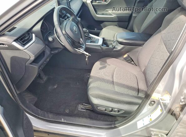 2T3P1RFV4MW141853 2021 TOYOTA RAV4 Silver Widok wnętrza z przodu