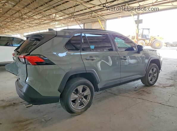 2T3P1RFV4PW397768 2023 TOYOTA RAV4 Gray Trasero derecho
