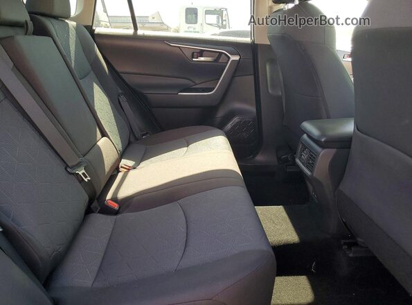 2T3P1RFV4SC541975 2025 TOYOTA RAV4 White უკანა სალონის ხედი