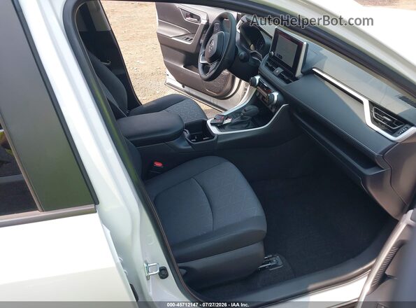2T3P1RFV4SW616382 2025 TOYOTA RAV4 White Front interior view