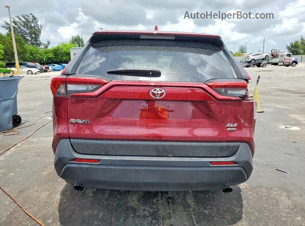 2T3P1RFV5MW197963 2021 TOYOTA RAV4 Red უკანა ხედი