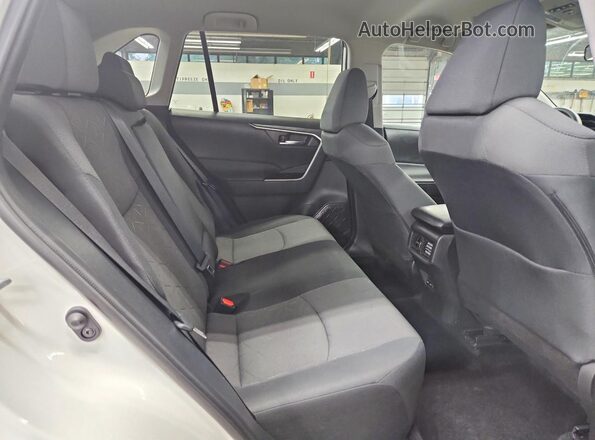 2T3P1RFV5RC426912 2024 TOYOTA RAV4 White Вид задньої частини салону