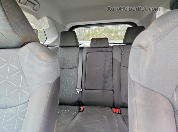 2T3P1RFV6MW243915 2021 TOYOTA RAV4 Blue Widok tylnych siedzeń