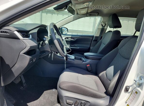2T3P1RFV6SW502139 2025 TOYOTA RAV4 White Front interior view