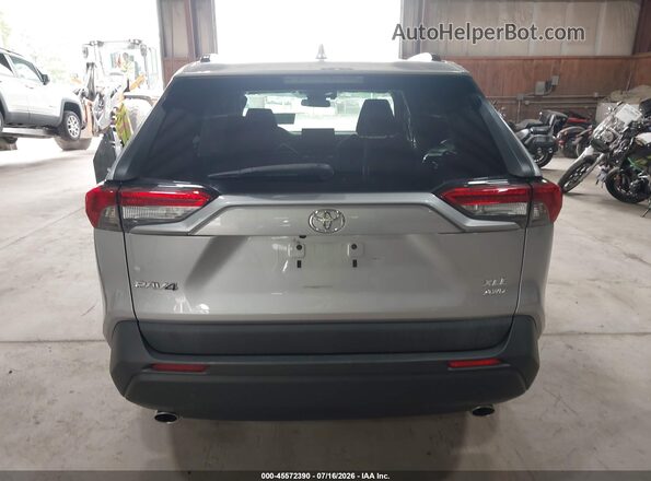 2T3P1RFV8KC037932 2019 TOYOTA RAV4 Silver 