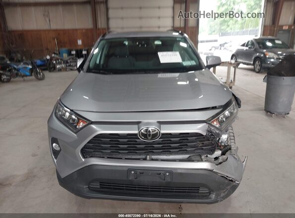 2T3P1RFV8KC037932 2019 TOYOTA RAV4 Silver ხელსაწყოთა პანელის ხედი