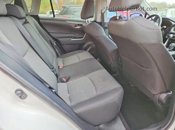 2T3P1RFV8LW103301 2020 TOYOTA RAV4 White Vista interior trasera