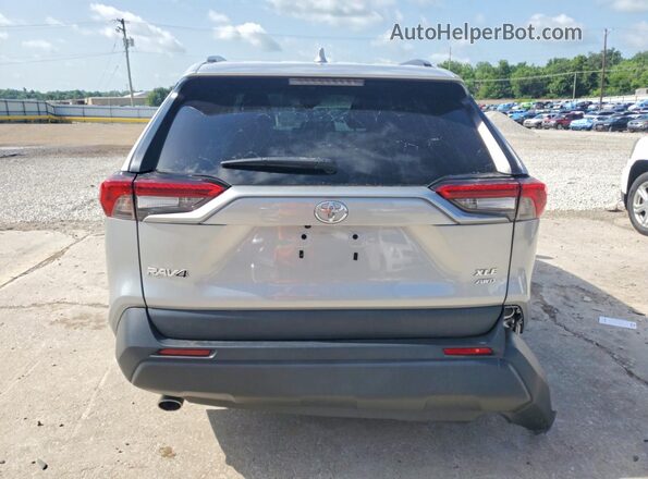 2T3P1RFV8NW268316 2022 TOYOTA RAV4 Silver უკანა ხედი