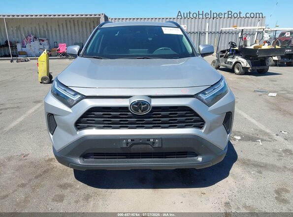 2T3P1RFV8RW489632 2024 TOYOTA RAV4 Silver Սարքավորումների վահանակի տեսք