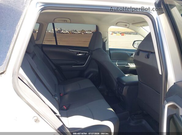 2T3P1RFV8RW489632 2024 TOYOTA RAV4 Silver VIN կոդի պիտակի տեսք
