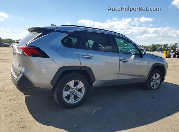 2T3P1RFV9KW058156 2019 TOYOTA RAV4 Silver უკანა მარჯვენა