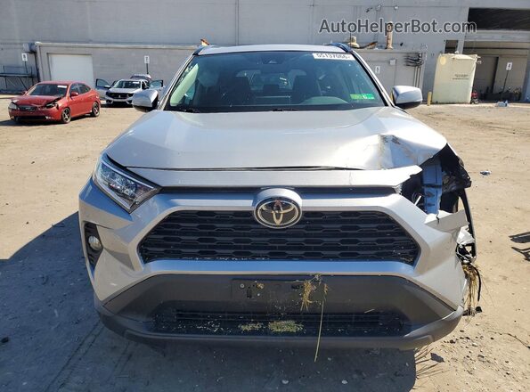 2T3P1RFV9KW058156 2019 TOYOTA RAV4 Silver წინა ხედი