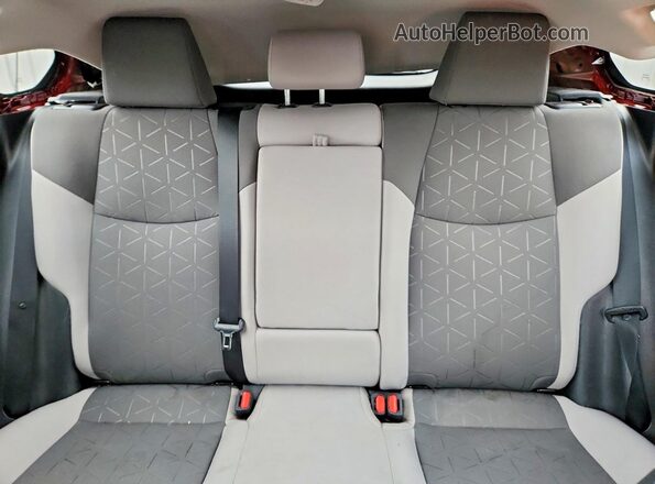 2T3P1RFV9MW165808 2021 TOYOTA RAV4 Red Вид задніх сидінь