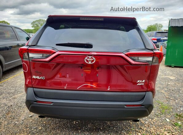 2T3P1RFV9MW165808 2021 TOYOTA RAV4 Red Вид ззаду