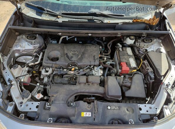 2T3P1RFV9NC256516 2022 TOYOTA RAV4 Silver Widok komory silnika