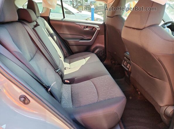 2T3P1RFV9NW318737 2022 TOYOTA RAV4 Gray Rear interior view