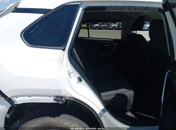 2T3P1RFV9RC490628 2024 TOYOTA RAV4 White VIN կոդի պիտակի տեսք