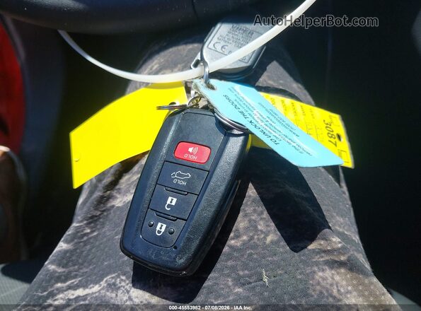 2T3P1RFV9RW486111 2024 TOYOTA RAV4 Red Widok deski rozdzielczej