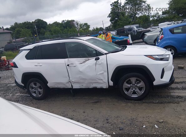 2T3P1RFV9SC505733 2025 TOYOTA RAV4 White Vista interior trasera