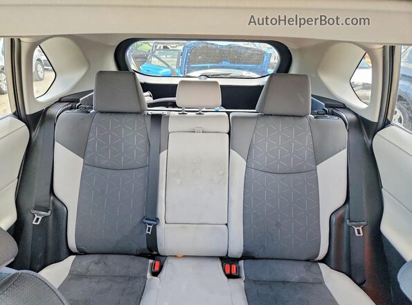 2T3P1RFVXKC032862 2019 TOYOTA RAV4 Blue Rear seats view