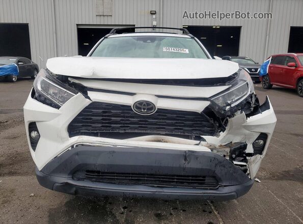 2T3P1RFVXMC152244 2021 TOYOTA RAV4 White Widok z przodu
