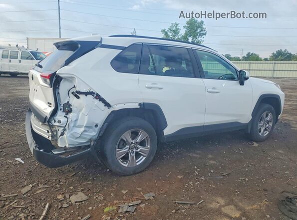 2T3P1RFVXNC284812 2022 TOYOTA RAV4 White Задня права чверть