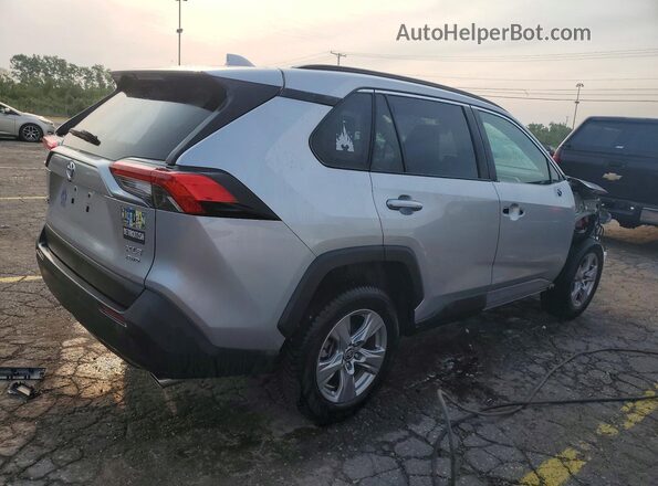 2T3P1RFVXPC357194 2023 TOYOTA RAV4 Серебряный Задняя правая четверть