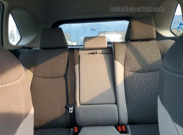 2T3P1RFVXPC357194 2023 TOYOTA RAV4 Серебряный Вид задних сидений