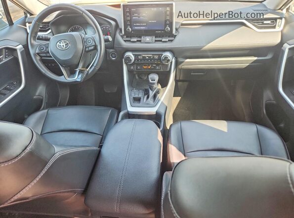 2T3R1RFV1KC045766 2019 TOYOTA RAV4 White Vista del salpicadero