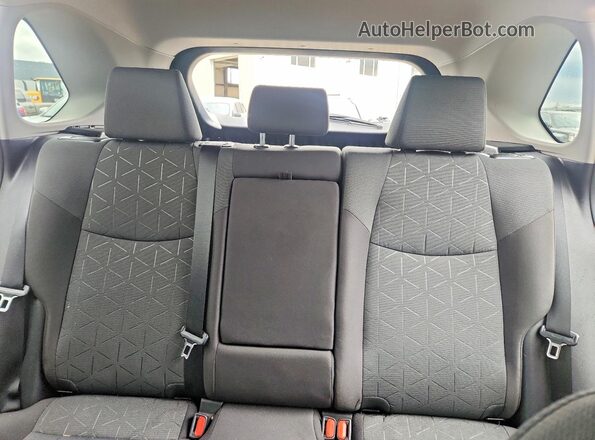 2T3R1RFV7NW250270 2022 TOYOTA RAV4 Black Widok tylnych siedzeń