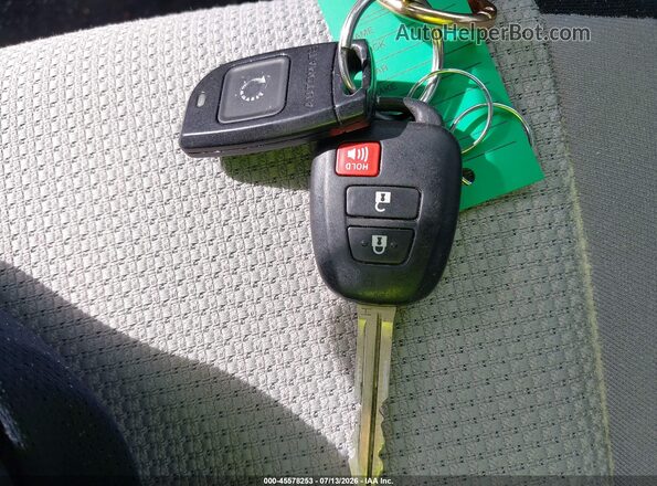 2T3RFREV0HW562177 2017 TOYOTA RAV4 Black Вид панелі приладів
