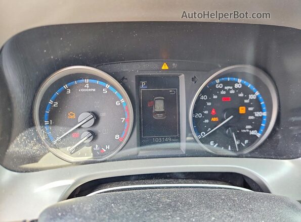 2T3RFREV0JW775183 2018 TOYOTA RAV4 Серебряный Вид щитка приборов