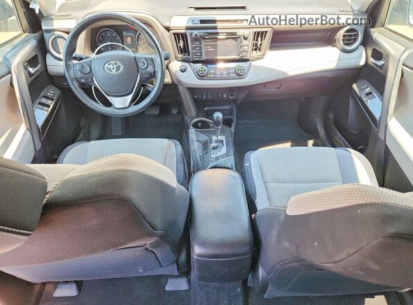 2T3RFREV1JW709967 2018 TOYOTA RAV4 White Вид панелі приладів