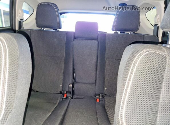 2T3RFREV1JW830045 2018 TOYOTA RAV4 Gray უკანა სავარძლების ხედი