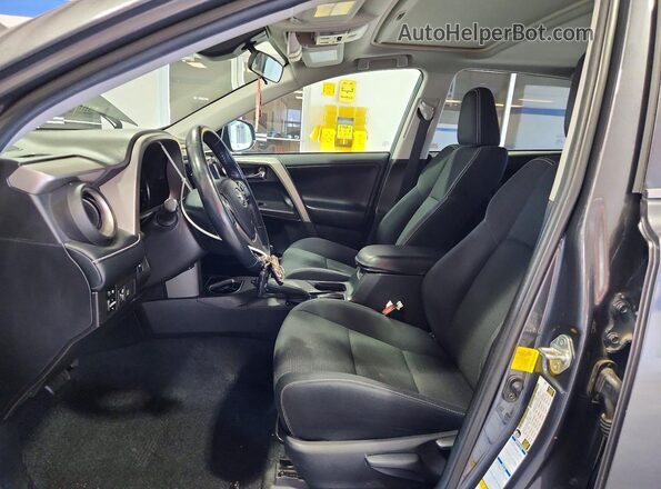 2T3RFREV1JW830045 2018 TOYOTA RAV4 Gray წინა სალონის ხედი