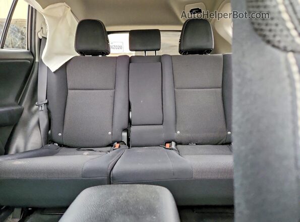 2T3RFREV2GW462323 2016 TOYOTA RAV4 Gray Вид задніх сидінь