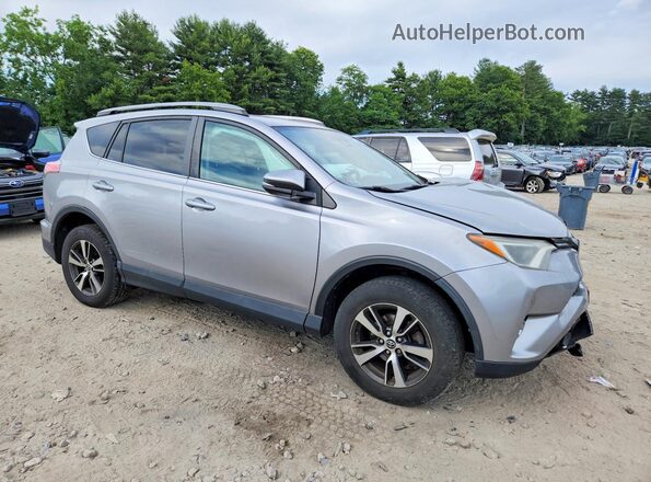2T3RFREV2HW598503 2017 TOYOTA RAV4 Silver Передня права чверть