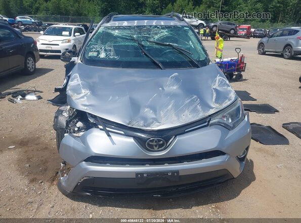 2T3RFREV3HW633873 2017 TOYOTA RAV4 Silver Դիմացի տեսք