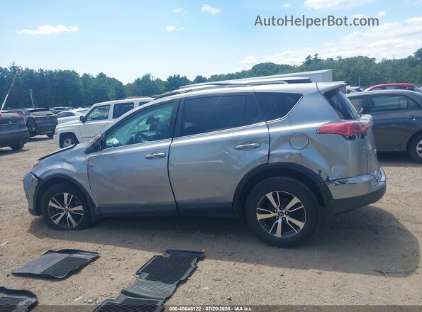 2T3RFREV3HW633873 2017 TOYOTA RAV4 Silver 