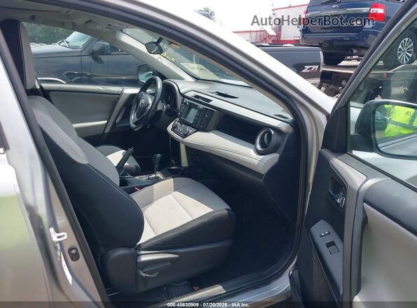 2T3RFREV3JW751704 2018 TOYOTA RAV4 Silver Սալոնի դիմացի տեսք