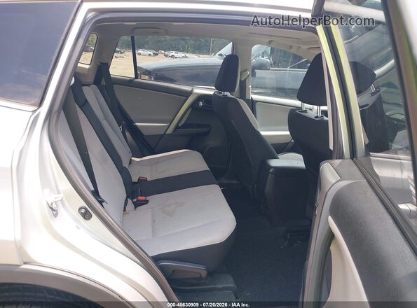 2T3RFREV3JW751704 2018 TOYOTA RAV4 Silver VIN կոդի պիտակի տեսք