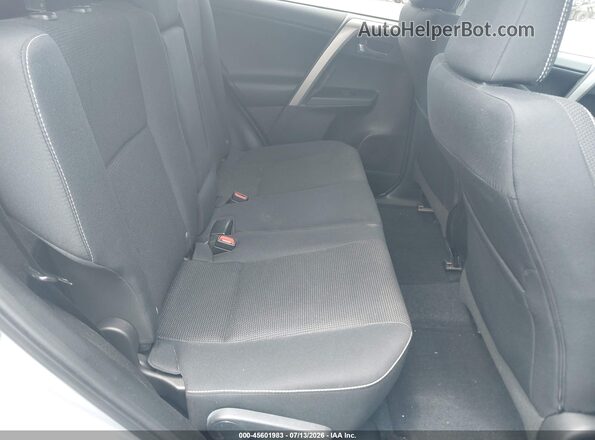 2T3RFREV4GW486526 2016 TOYOTA RAV4 Silver Widok naklejki z numerem VIN