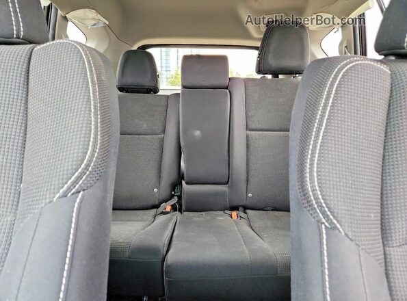 2T3RFREV4HW577913 2017 TOYOTA RAV4 Black Vista de los asientos traseros