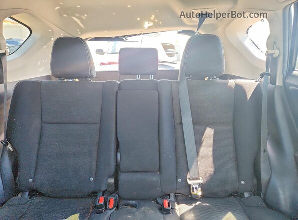 2T3RFREV4HW643926 2017 TOYOTA RAV4 Black უკანა სავარძლების ხედი
