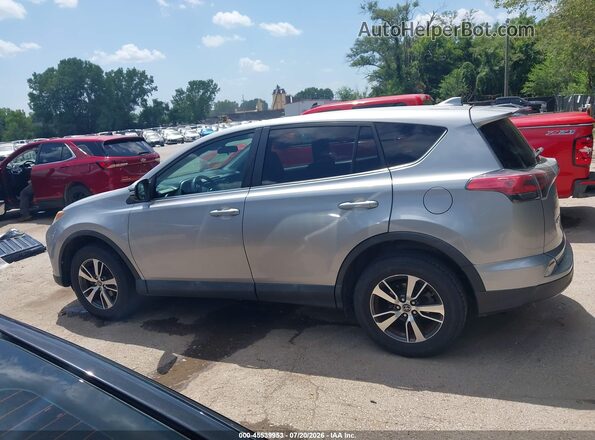 2T3RFREV4JW816785 2018 TOYOTA RAV4 Silver Панорамний вид салону 360°