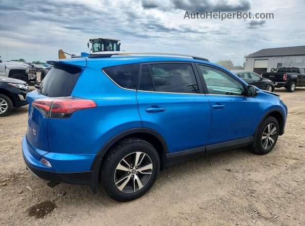 2T3RFREV5HW619120 2017 TOYOTA RAV4 Blue Tył prawy